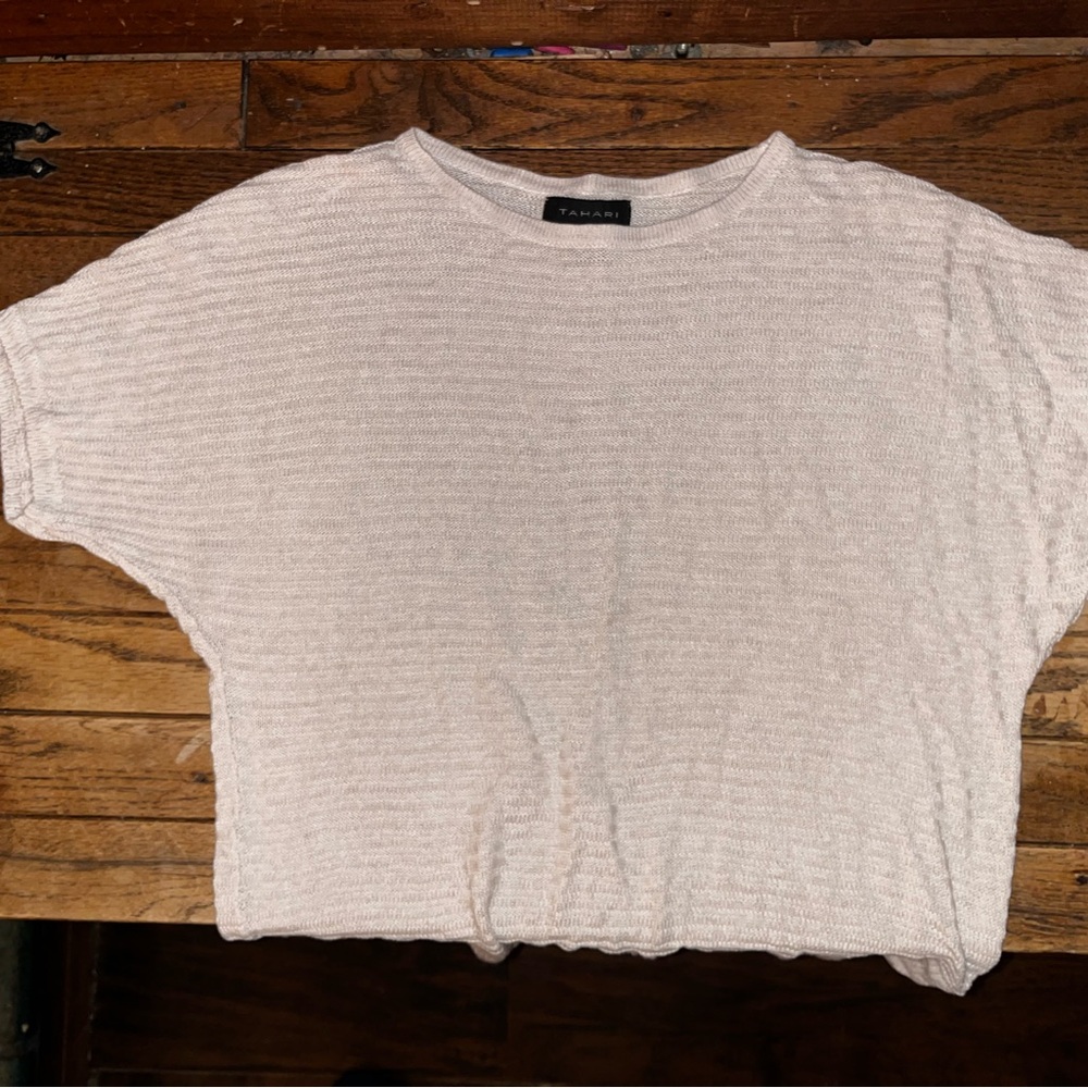 Tahari White Boxy Ribbed Crop Top